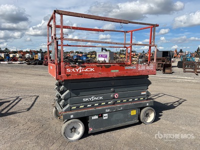 2016 Skyjack SJ4632 Electric Scissor Lift