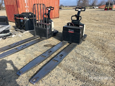 2020 Crown PE4500-80 3625 lb Electric Pallet Jack
