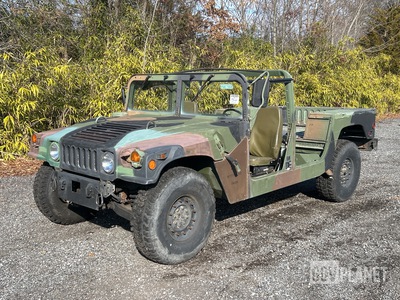 1997 AM General M1097A2 HMMWV 2 Door w/Truck Body