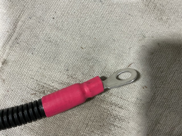 (41) JCB 400/L9905 Battery Leads