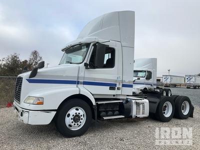 2015 Volvo VNR64T 6x4 T/A Day Cab Truck Tractor