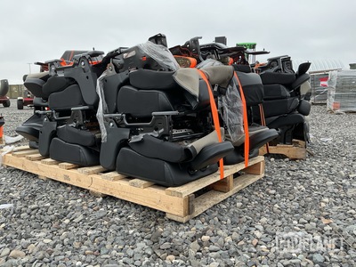 (16) Ford Interceptor Rear Seats