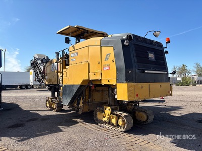 2020 Cat PM825 Asfalteer frees machine