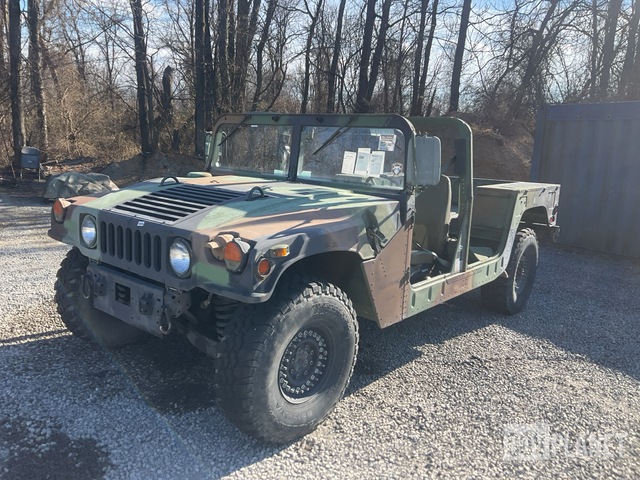 1997 AM General M1097A2 HMMWV 2 Door Soft Top w/Truck Body