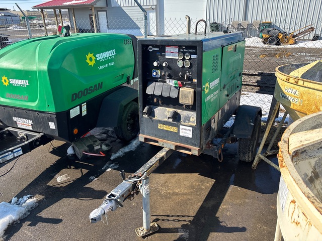 2017 Miller Big Blue 500 Pro Mobile Multi-Process Engine Driven Welder