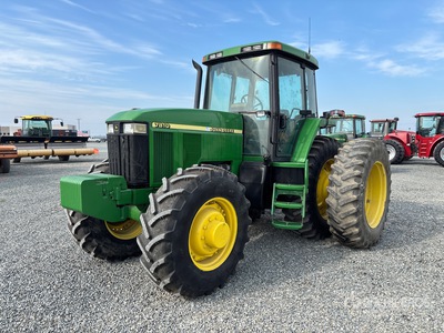 2001 John Deere 7810 4WD Tractor