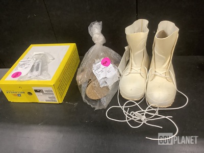 (60) Assorted Pairs of Boots