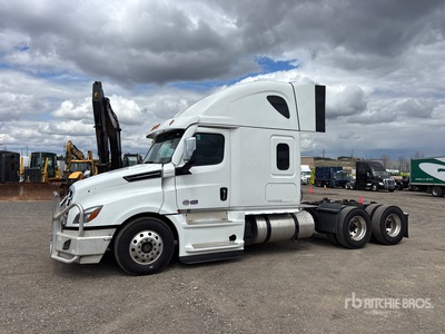 2023 Freightliner Cascadia 126 6x4 T/A Slaapcabine Trekker