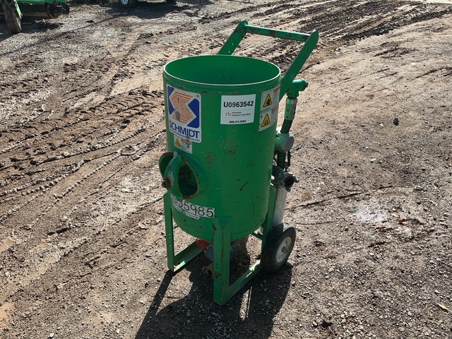 2018 Schmidt SI861863902 Pneumatic Sand Blaster