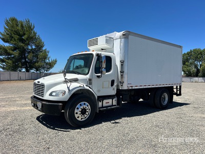 2019 Freightliner M2 106 4x2 Kühlfahrzeuge