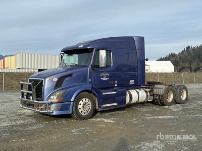 2010 Volvo VNL 6x4 T/A Sleeper Truck Tractor