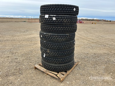 Quantity of (8) Aosowing 11R24.5 Neumáticos (Unused)