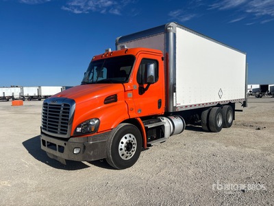 2020 Freightliner Cascadia 113 6x4 Van Truck