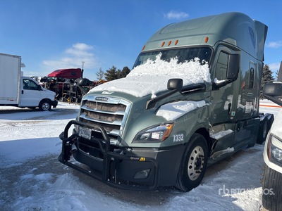 2019 Freightliner Cascadia 126 6x4 T/A Slaapcabine Trekker