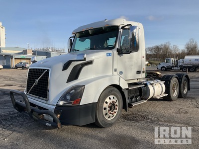 2016 Volvo VNL64T 6x4 T/A Day Cab Truck Tractor