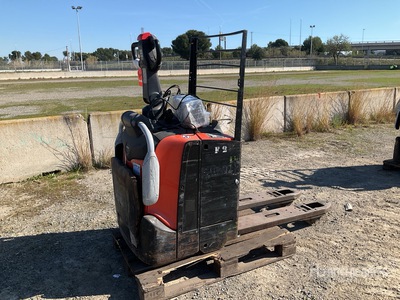 2019 Toyota LPE200 2000 kg Electric Electric Transpallet