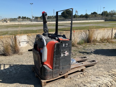 2019 Toyota LPE200 2000 kg Electric Electric Transpallet