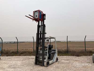 2017 UniCarriers JAG2N1L18Q Electric Forklift