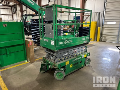 2014 Skyjack SJIII3219 Electric Ascenseur à ciseaux (Inoperable)