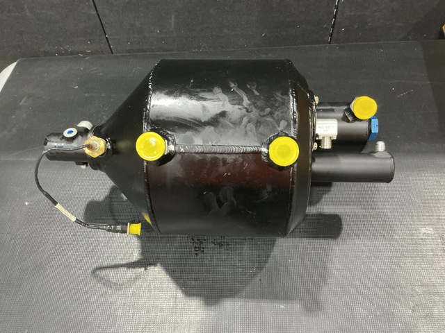 General Atomics UPB41005-3 Oil Tank Assembly