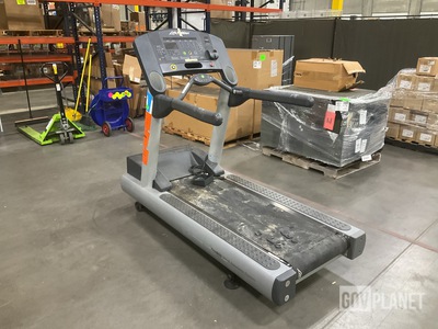 Life Fitness 97TDMLXX Treadmill