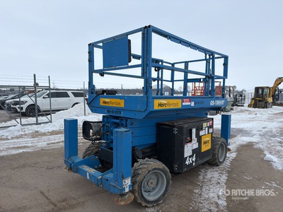 2018 Genie GS-3369RT 4x4 Gasoline シザーリフト