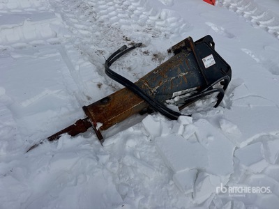 2015 Bobcat HB980 34 in Q/C Hydraulic Breaker