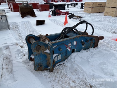 2020 Okada TOP25 25.5 in Trituradora hidráulica