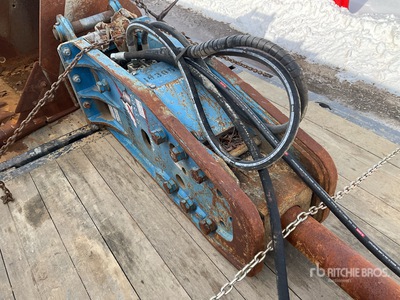 2020 Okada TOP25 Hydraulic Breaker