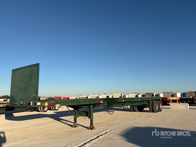1967 Brown T/A 34 ft - 49 ft Extendable Flatbed Trailer
