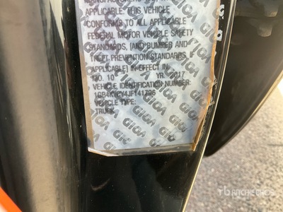 2018 Chevrolet Silverado 3500HD 4x4 Crew Cab شاحنة متعددة الاغراض