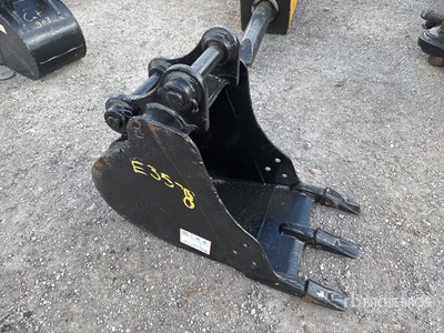 Cat 18 in Digging Graafmachine Bak - Fits Cat 303.5