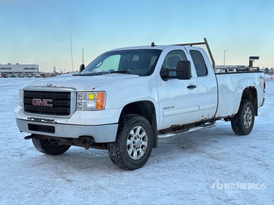 2011 GMC Sierra 3500HD SLE 4x4 Extended Cab Pickup
