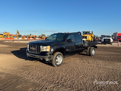 2008 GMC Sierra 3500 4x4 Crew Cab Flatbed Truck