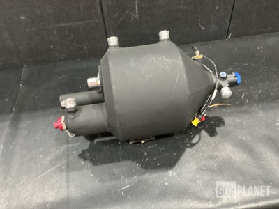 General Atomics UPB41005-3 Oil Tank Assembly