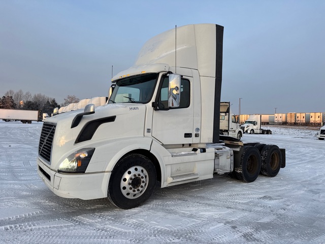 2018 Volvo VNL 6x4 T/A Day Cab Truck Tractor