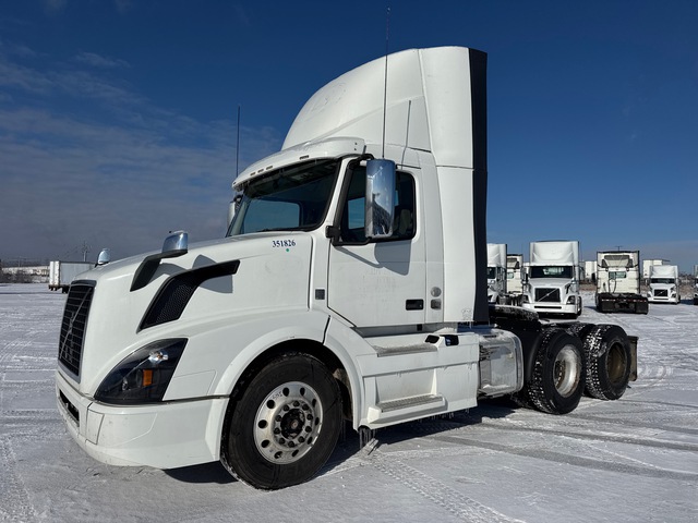 2018 Volvo VNL300 6x4 T/A Day Cab Truck Tractor