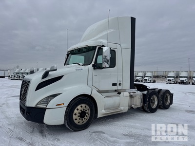 2018 Volvo VNL300 6x4 T/A Day Cab Truck Tractor
