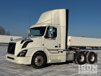 2018 Volvo VNL300 6x4 T/A Day Cab Truck Tractor