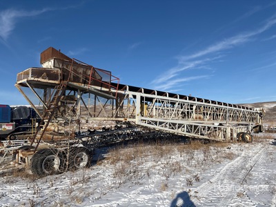 Assinck 36 in x 140 ft Portable Telescopic Radial Stacking Transportband