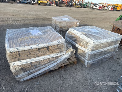 Quantity of (3) Pallets of حجر