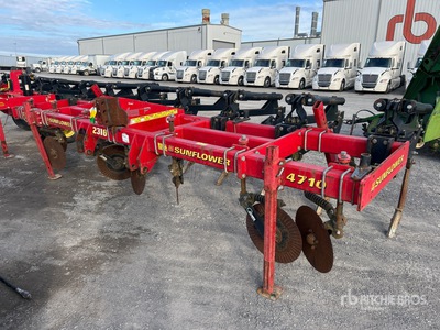 2016 Sunflower 4710-5 182 in 3-Point Ripper Shank