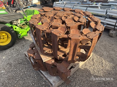 Quantity of (2) Tracks