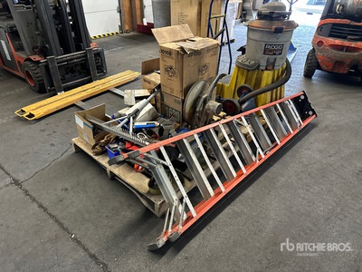 Quantity of Miscellaneous Tools Utensili