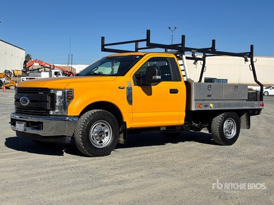 2019 Ford F-250 XL 4x2 Camión Caja Abierta