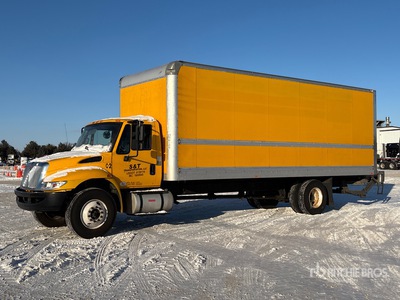 2018 International 4300 4x2 Moving バントラック