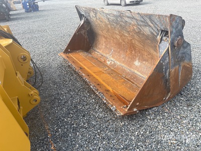 JRB 100 in 2.5 cyd Multi-Purpose Wheel Loader Bucket