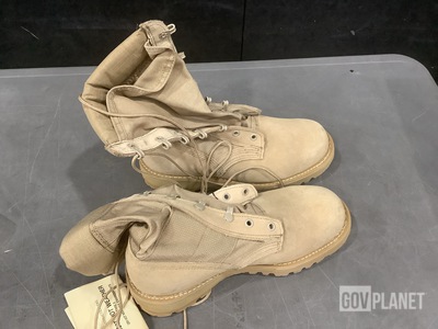 (76) Pairs of Assorted Boots