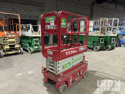 2018 MEC 1330SE Electric Scissor Lift