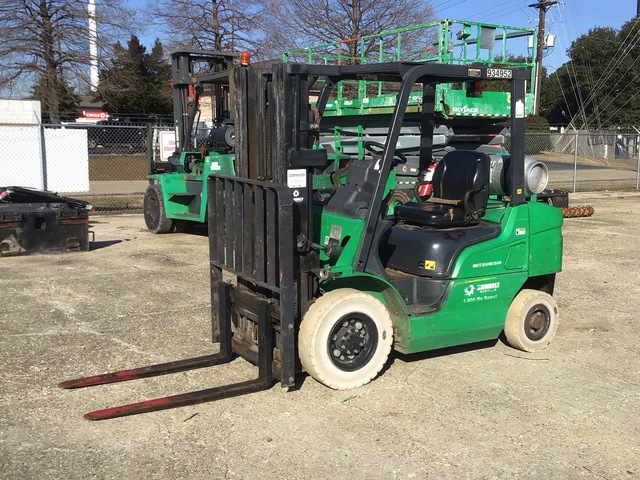 2016 Mitsubishi FG25N 4600 lb Pneumatic Tire Forklift